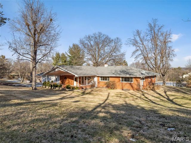 9 Lochhaven Lane, Unincorporated, MO 63021