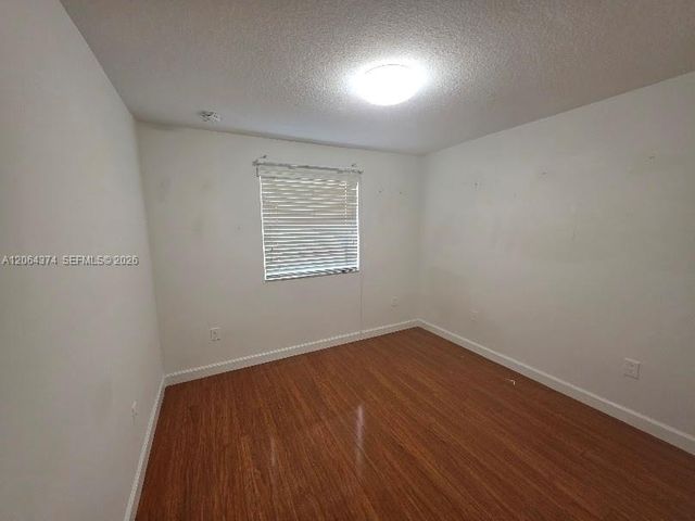 11525 NW 71st St, Doral, FL 33178