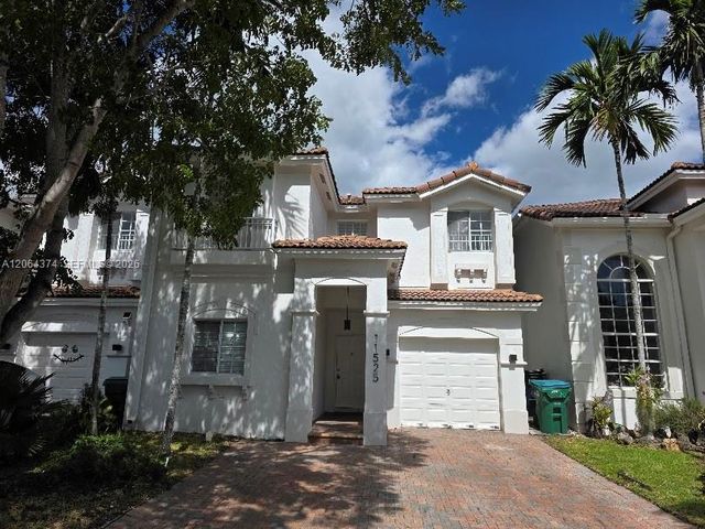 11525 NW 71st St, Doral, FL 33178