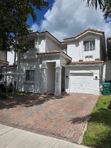 11525 NW 71st St, Doral, FL 33178