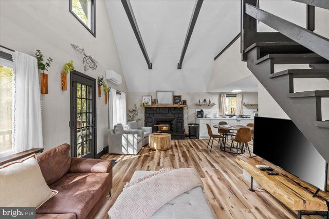 161 TOWANDA TRL, Pocono Lake, PA 18347