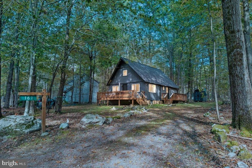 161 TOWANDA TRL, Pocono Lake, PA 18347