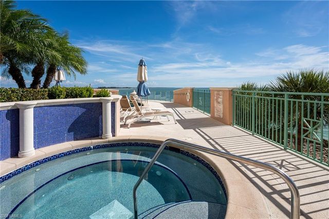 970 Cape Marco DR 504, Marco Island, FL 34145
