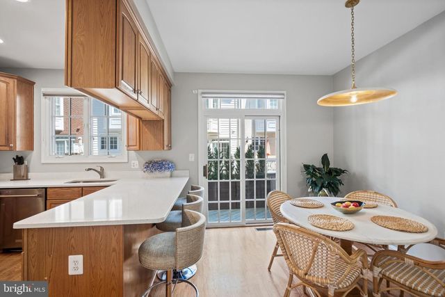 5352 43RD ST NW, Washington, DC 20015