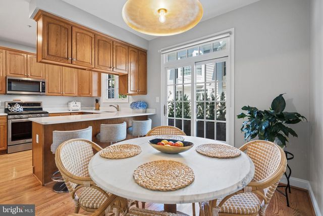 5352 43RD ST NW, Washington, DC 20015