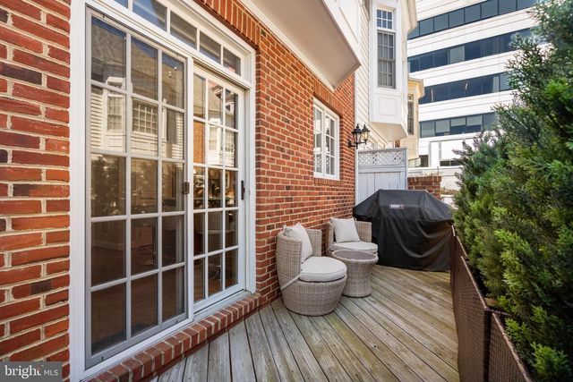 5352 43RD ST NW, Washington, DC 20015