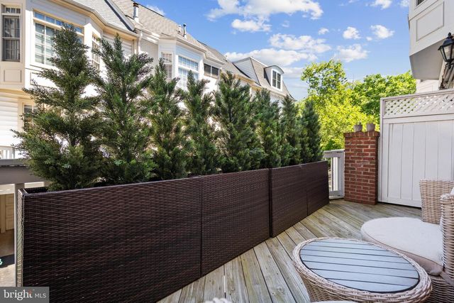 5352 43RD ST NW, Washington, DC 20015