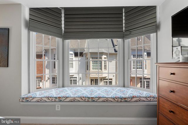 5352 43RD ST NW, Washington, DC 20015