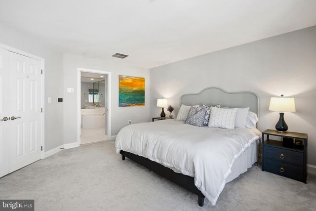 5352 43RD ST NW, Washington, DC 20015
