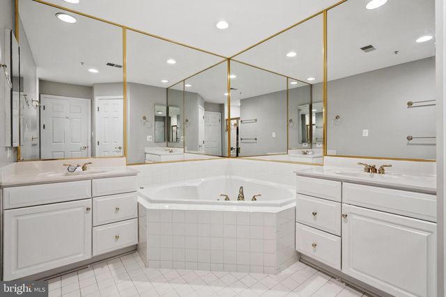 5352 43RD ST NW, Washington, DC 20015
