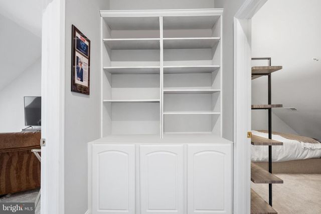 5352 43RD ST NW, Washington, DC 20015