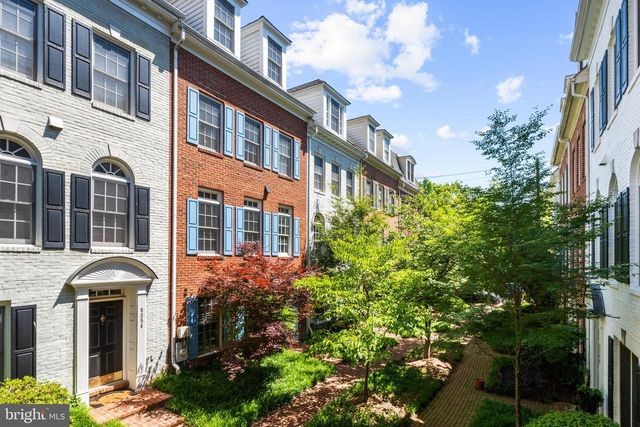 5352 43RD ST NW, Washington, DC 20015