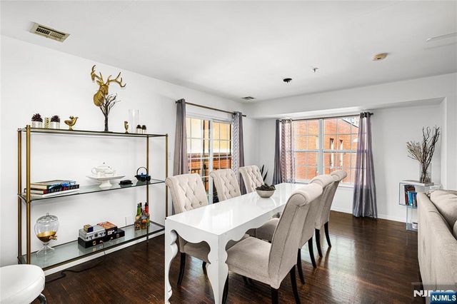 84 Union Street, Newark, NJ 07105
