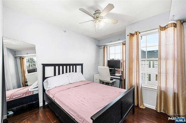 84 Union Street, Newark, NJ 07105