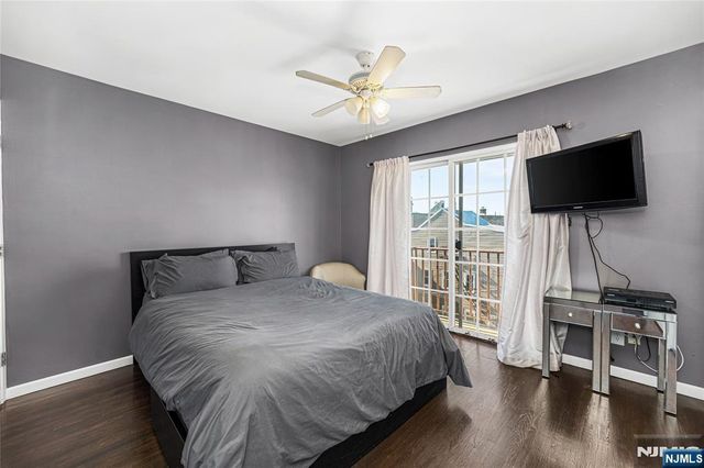 84 Union Street, Newark, NJ 07105