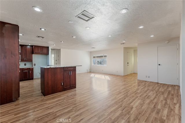 6411 Mountain View, Joshua Tree, CA 92252