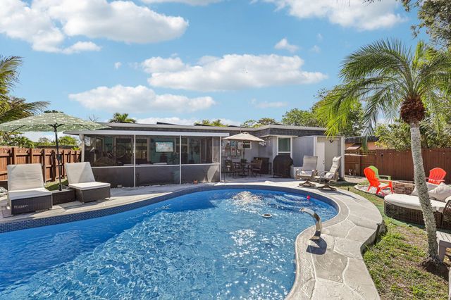 7803 NW 69th Terrace, Tamarac, FL 33321