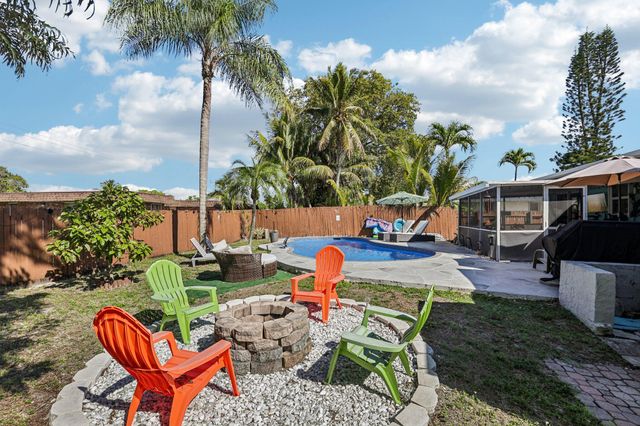 7803 NW 69th Terrace, Tamarac, FL 33321