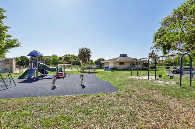 7803 NW 69th Terrace, Tamarac, FL 33321