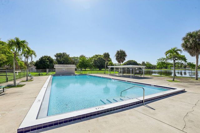 7803 NW 69th Terrace, Tamarac, FL 33321