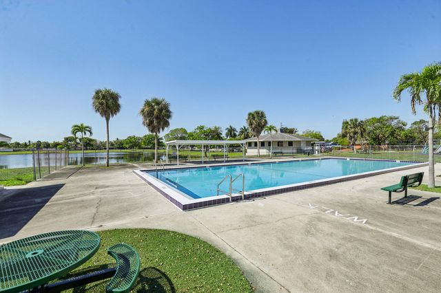 7803 NW 69th Terrace, Tamarac, FL 33321