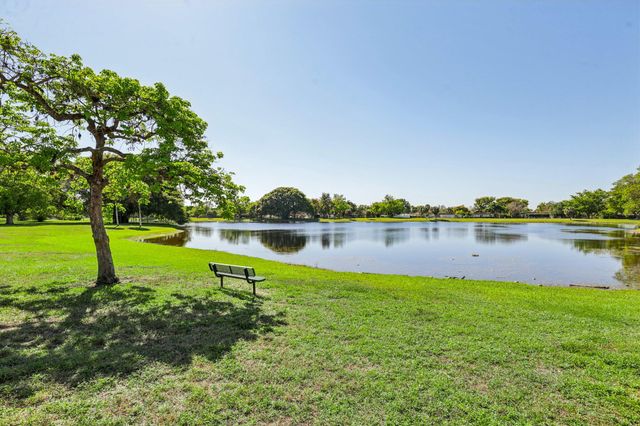 7803 NW 69th Terrace, Tamarac, FL 33321