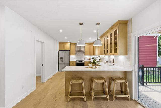 42 Orchard Avenue, Barrington, RI 02806
