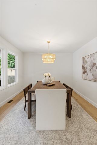 42 Orchard Avenue, Barrington, RI 02806