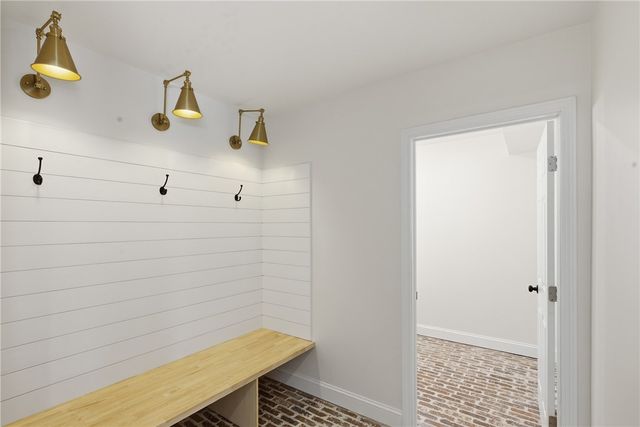 42 Orchard Avenue, Barrington, RI 02806