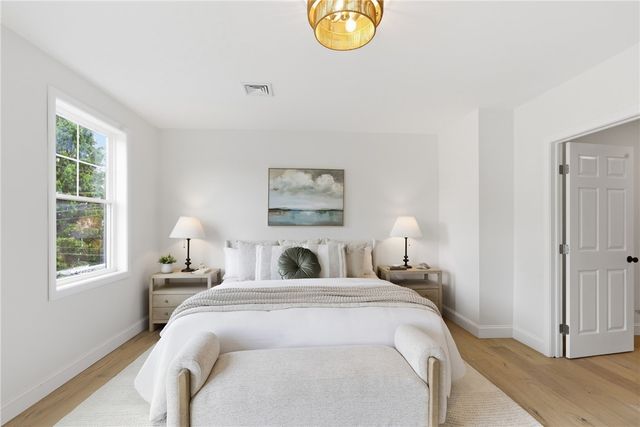 42 Orchard Avenue, Barrington, RI 02806