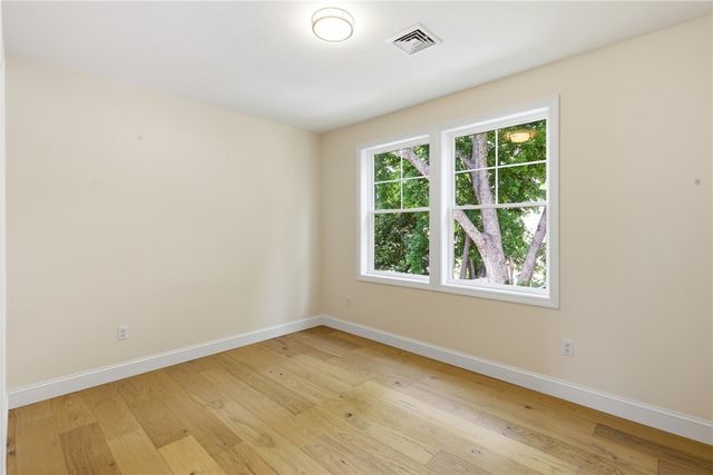 42 Orchard Avenue, Barrington, RI 02806
