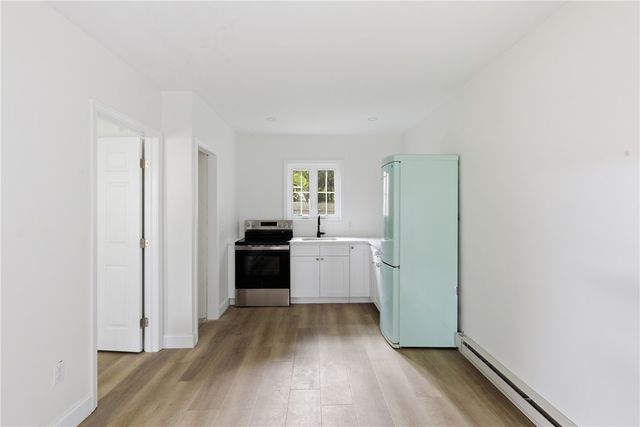 42 Orchard Avenue, Barrington, RI 02806
