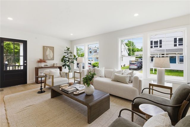 42 Orchard Avenue, Barrington, RI 02806