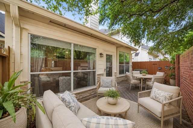7206 Welshwood Lane, Sugar Land, TX 77479
