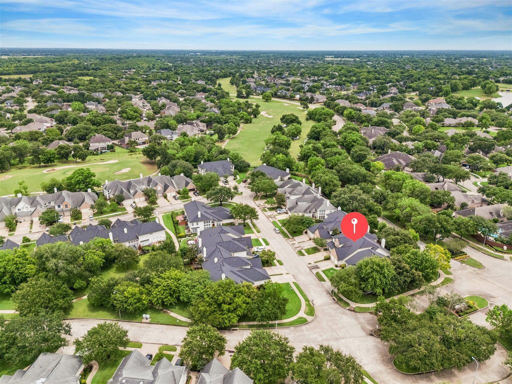 7206 Welshwood Lane, Sugar Land, TX 77479