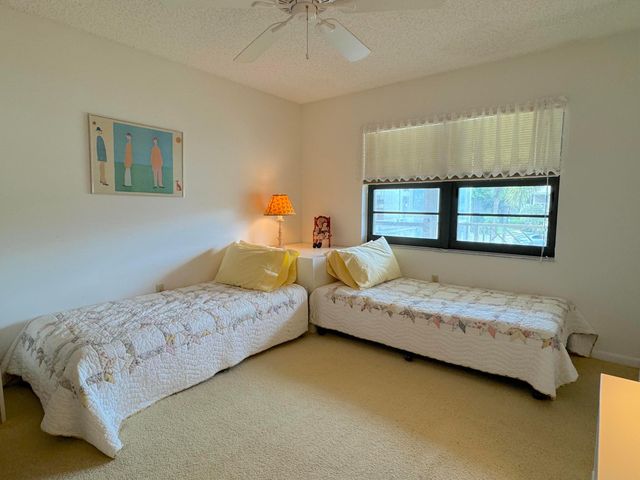 9 Stratford Drive E B, Boynton Beach, FL 33436