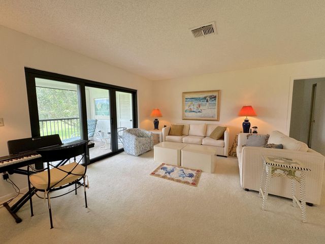 9 Stratford Drive E B, Boynton Beach, FL 33436