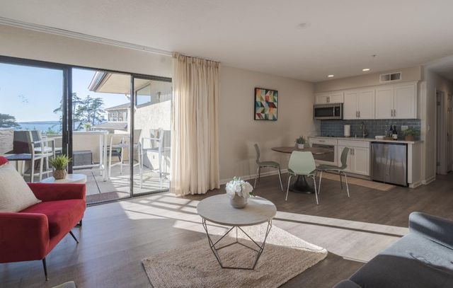 211 Seascape Resort Drive, Aptos, CA 95003