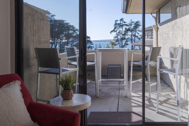 211 Seascape Resort Drive, Aptos, CA 95003