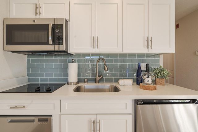 211 Seascape Resort Drive, Aptos, CA 95003