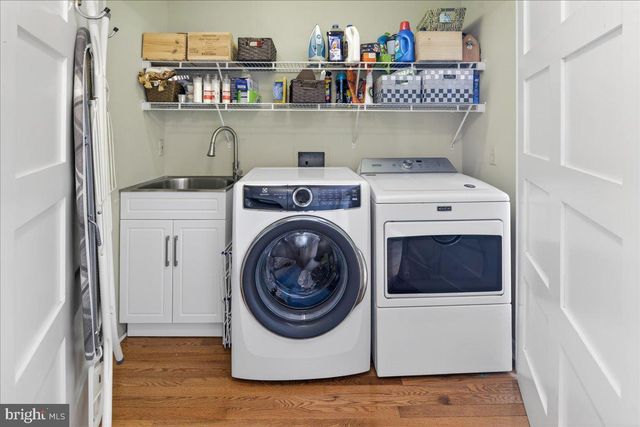 11 BALDWIN ST, Pennington, NJ 08534