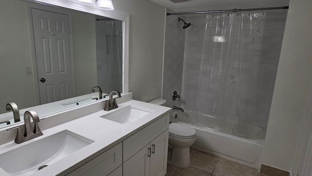 5876 Golden Eagle Circle, Palm Beach Gardens, FL 33418
