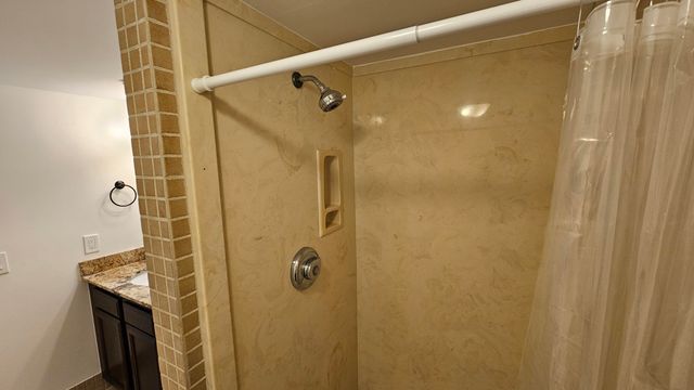 5876 Golden Eagle Circle, Palm Beach Gardens, FL 33418
