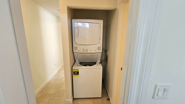 5876 Golden Eagle Circle, Palm Beach Gardens, FL 33418
