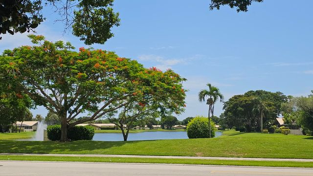 5876 Golden Eagle Circle, Palm Beach Gardens, FL 33418