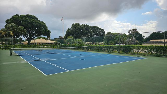 5876 Golden Eagle Circle, Palm Beach Gardens, FL 33418