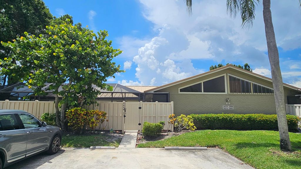 5876 Golden Eagle Circle, Palm Beach Gardens, FL 33418