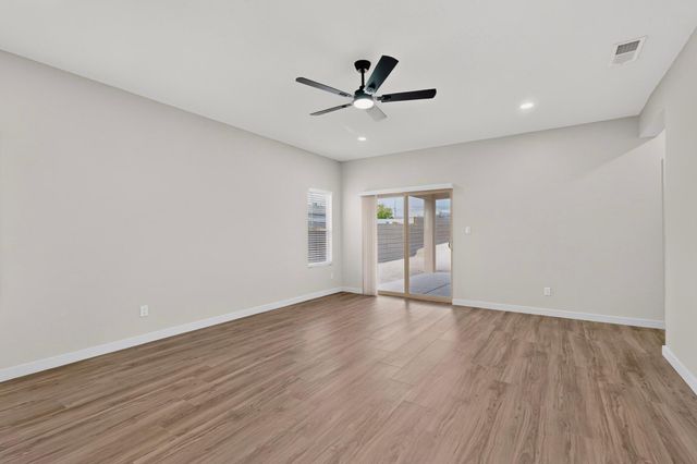 1510 John Street SE, Albuquerque, NM 87102