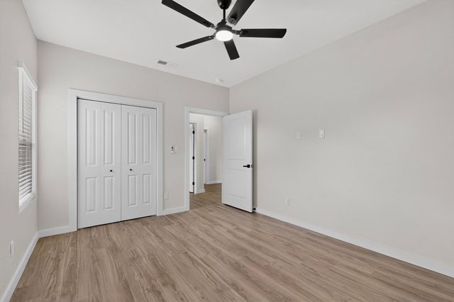 1510 John Street SE, Albuquerque, NM 87102