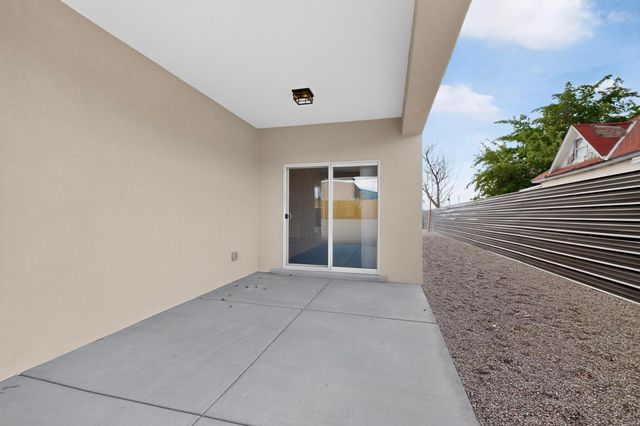1510 John Street SE, Albuquerque, NM 87102